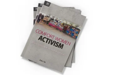 دانلود کتاب Comfort Women Activism