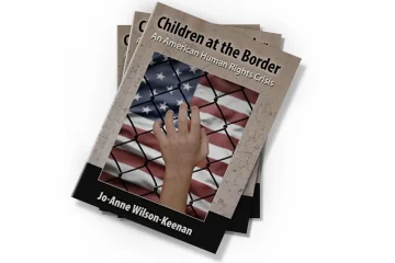 دانلود کتاب Children at the Border